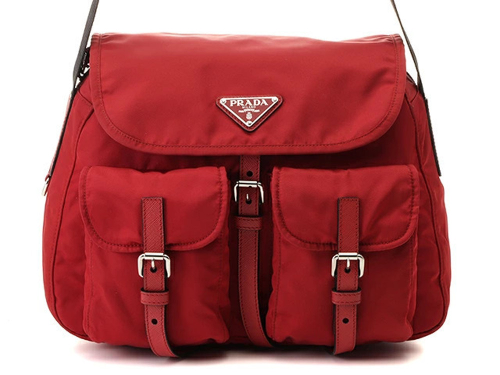 Prada shoulder bag leather red